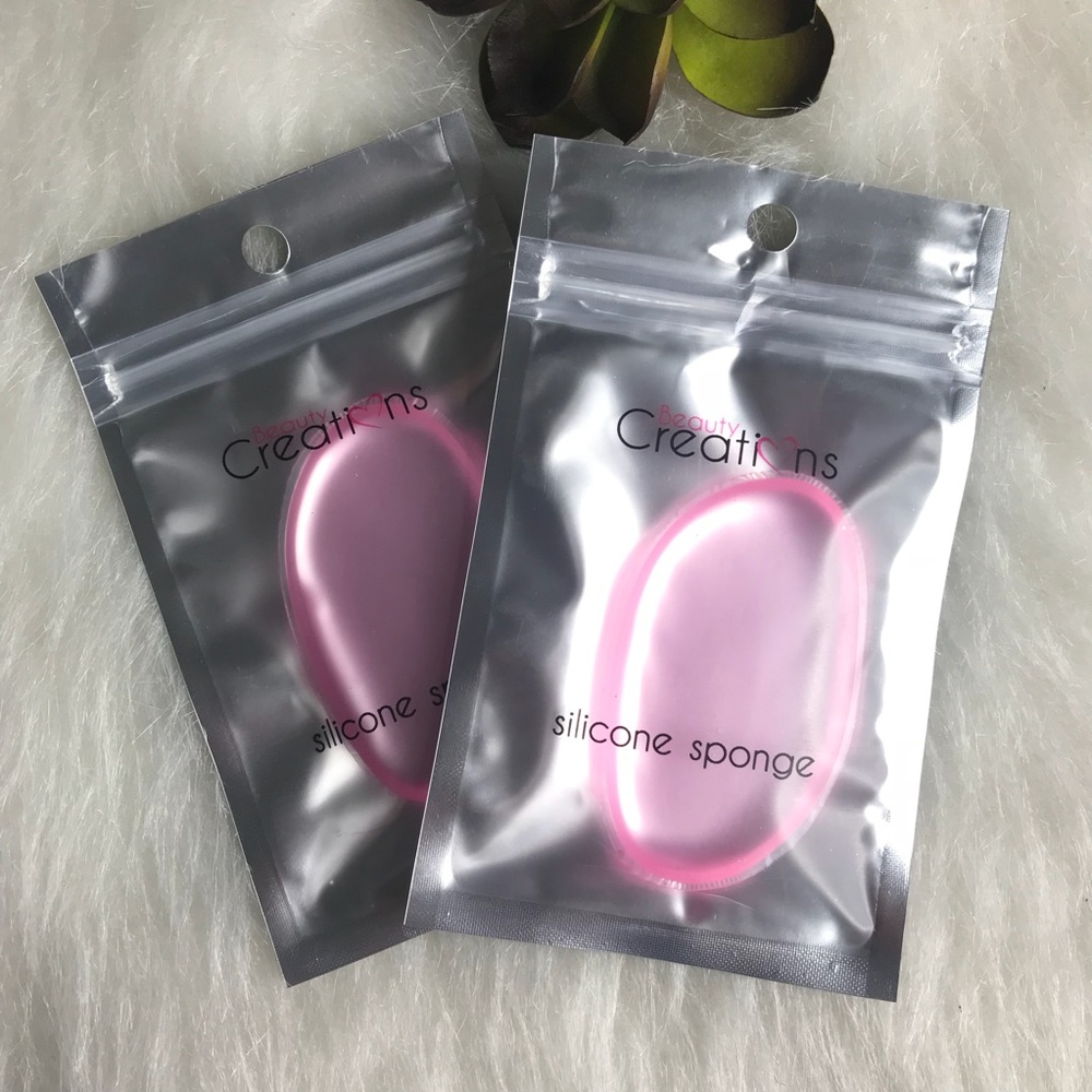 New ✨ 2 Silicone Blending Sponges